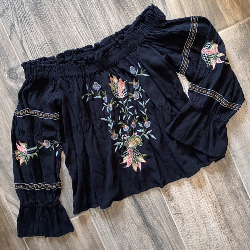 American Eagle Outfitters Blouse
